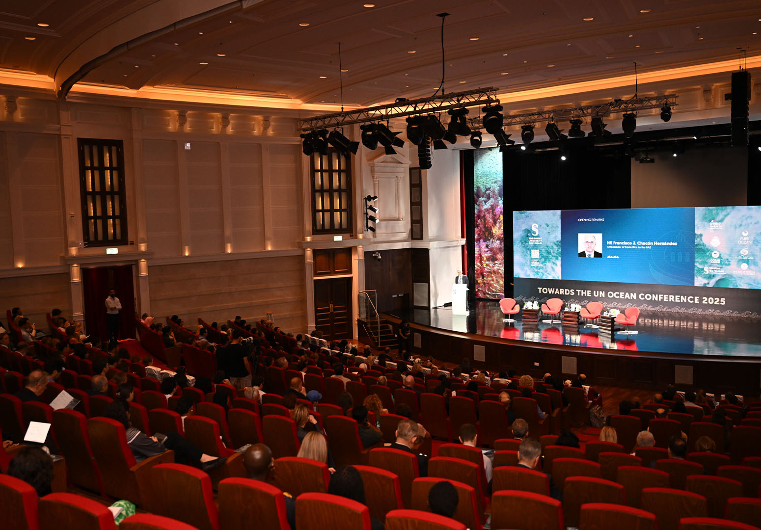 استئجار مساحة