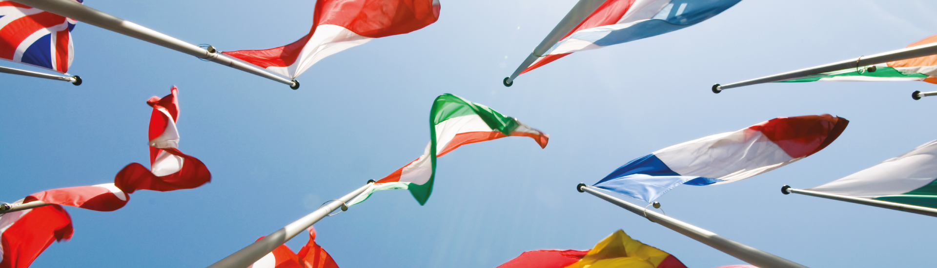 ندوة تعريفية عن برنامج الماجستير في اللغات الأجنبية والإدارة والتجارة الدولية