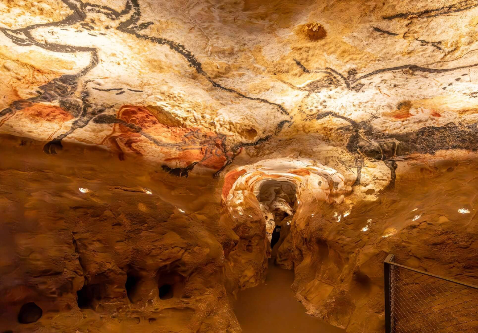 Visite virtuelle de la grotte de Lascaux